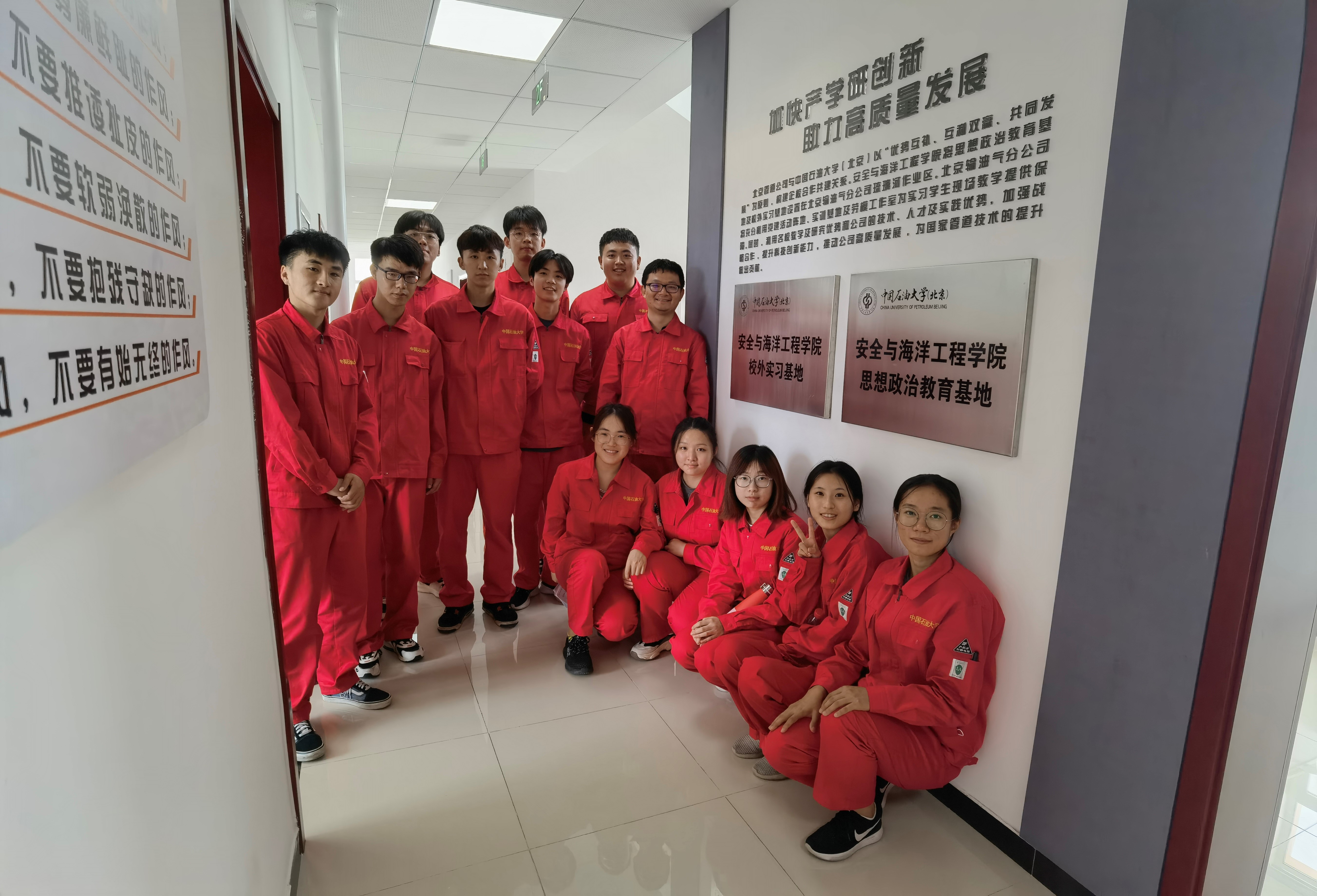 08fecc30001d44279e277f920d0bc655.jpg 08fecc30001d44279e277f920d0bc655.jpg